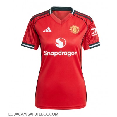 Camisa de Futebol Manchester United Casemiro #18 Equipamento Principal Mulheres 2025-26 Manga Curta Camisa de Futebol Manchester United Casemiro #18 Equipamento Principal Mulheres 2025-26 Manga Curta